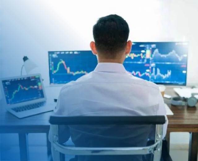 Scalping vs Swing Trading