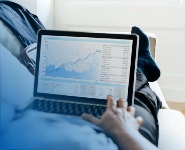 Perbedaan Trading dan Investasi Terlengkap 2 perbedaan trading dan investasi